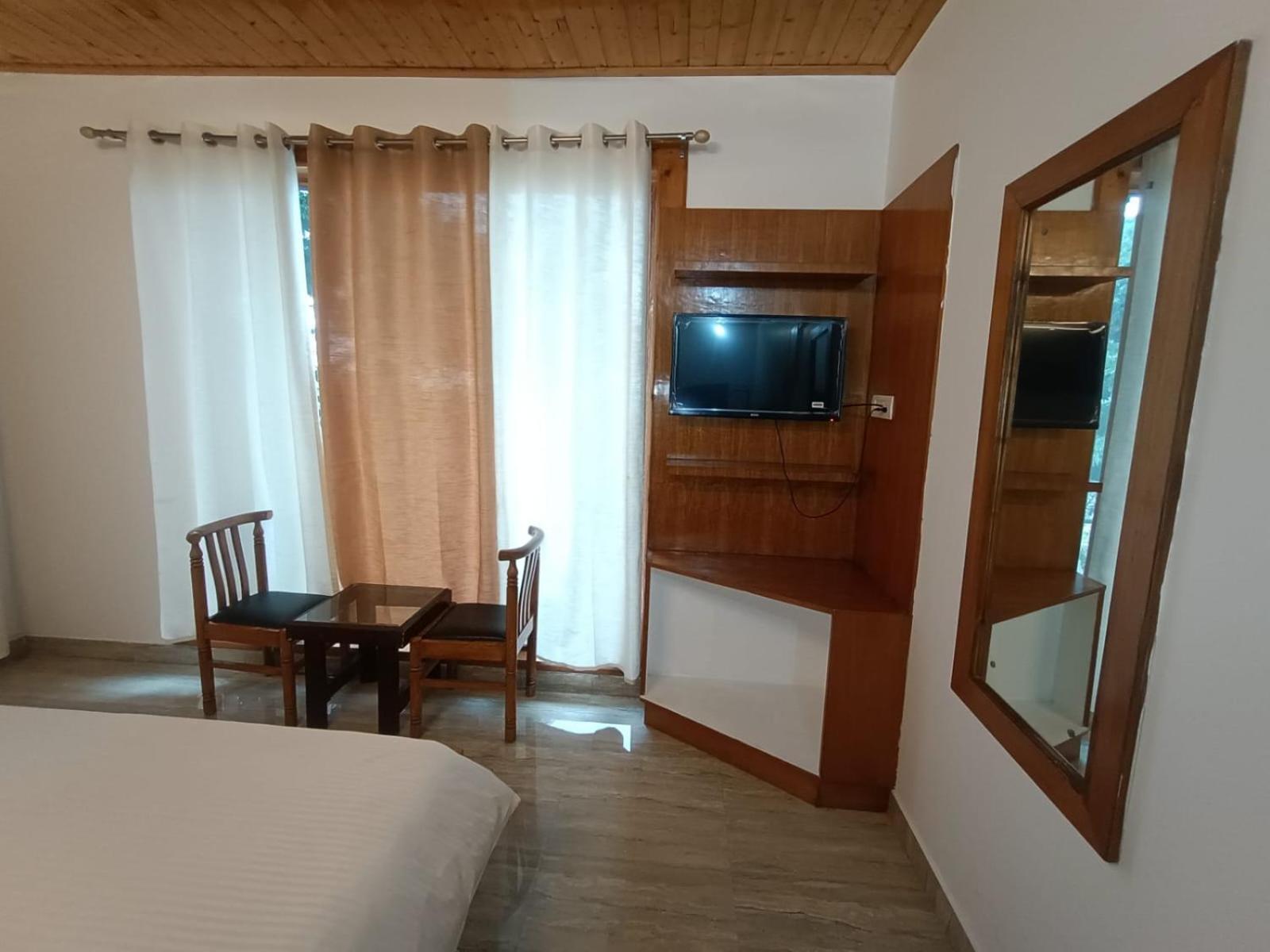 Hotel Himalayan Village มัสซูรี ภายนอก รูปภาพ