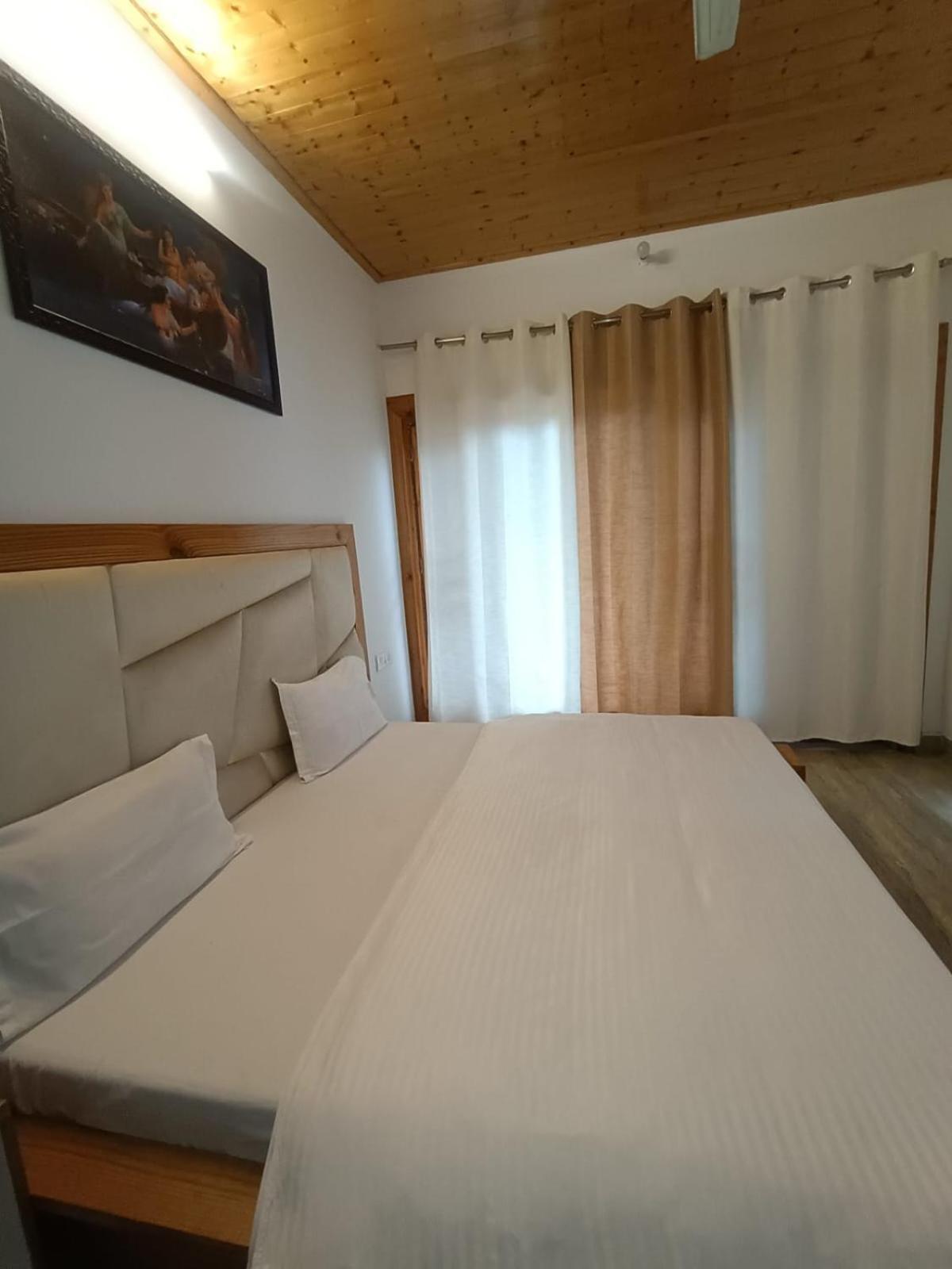 Hotel Himalayan Village มัสซูรี ภายนอก รูปภาพ