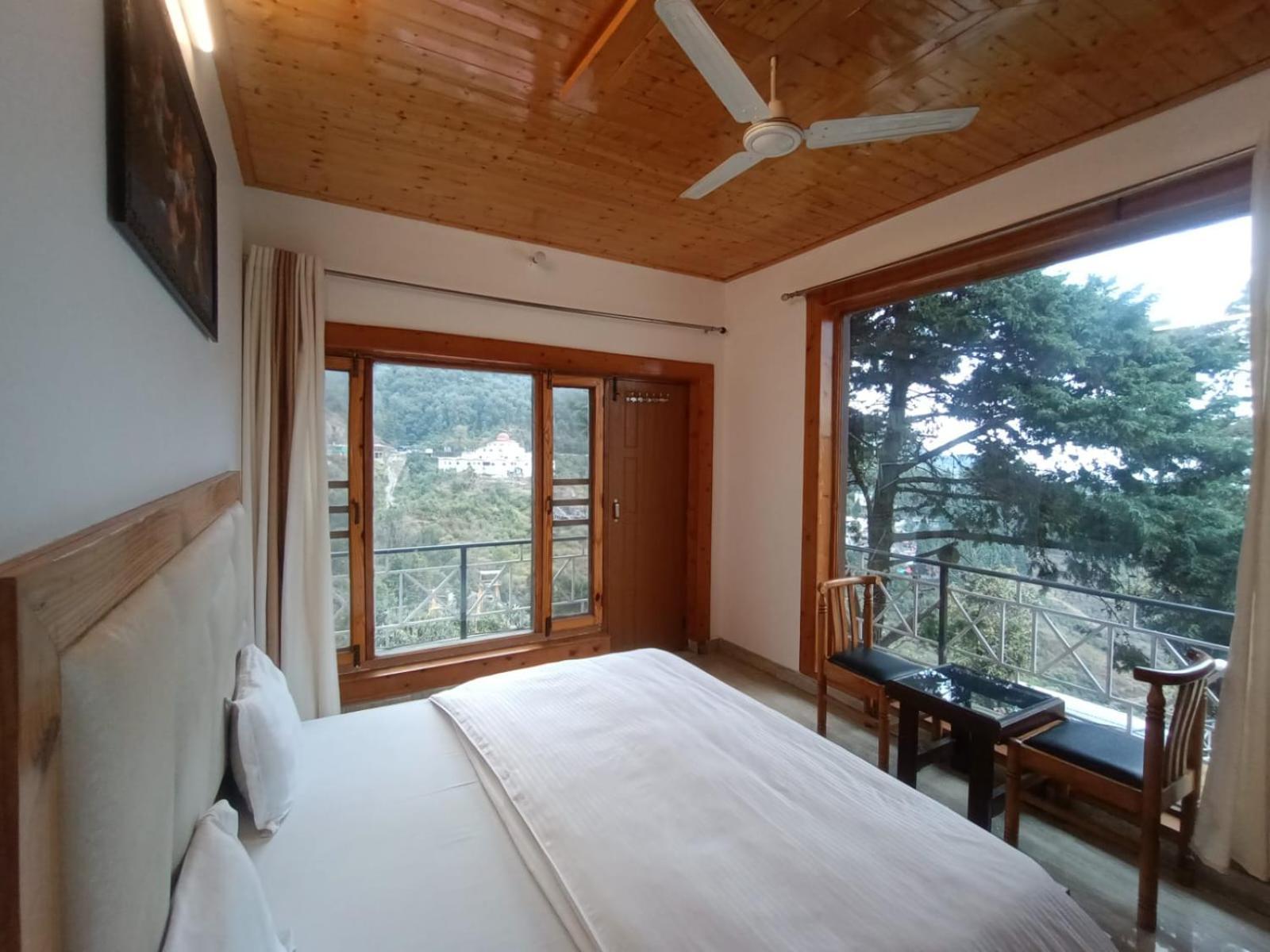 Hotel Himalayan Village มัสซูรี ภายนอก รูปภาพ