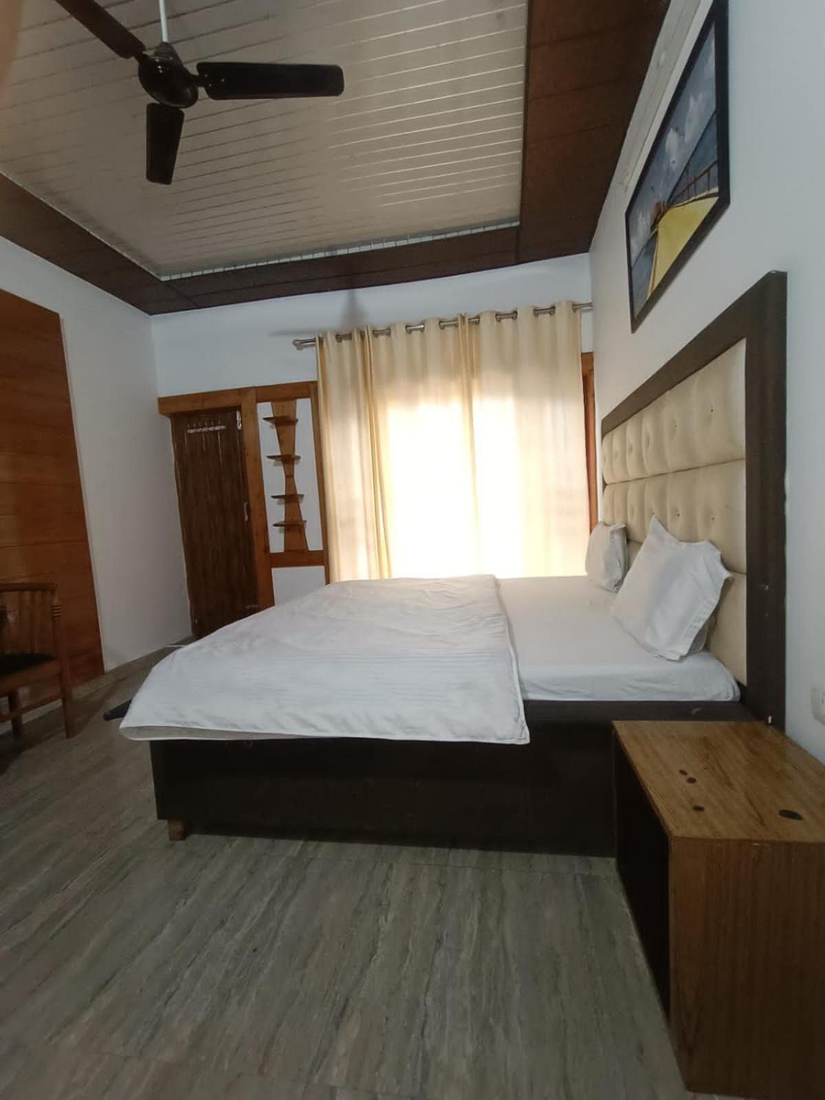 Hotel Himalayan Village มัสซูรี ภายนอก รูปภาพ