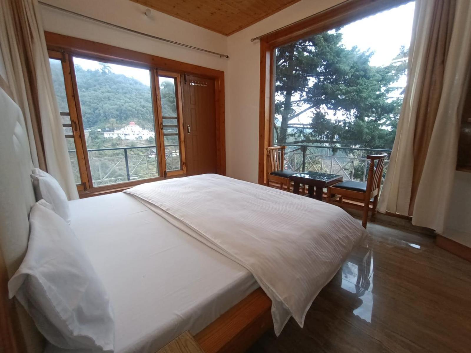 Hotel Himalayan Village มัสซูรี ภายนอก รูปภาพ